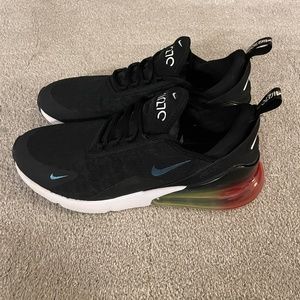 Air Max 270